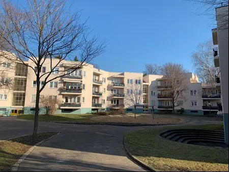 5-Zimmer-Wohnung in Mariendorf mit WBS 100/140 — photo 1